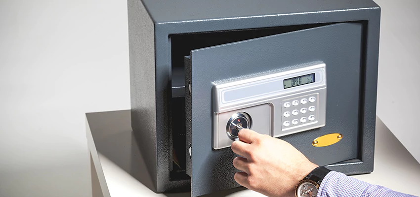 Jewelry Safe Unlocking Service in Glen Ellyn