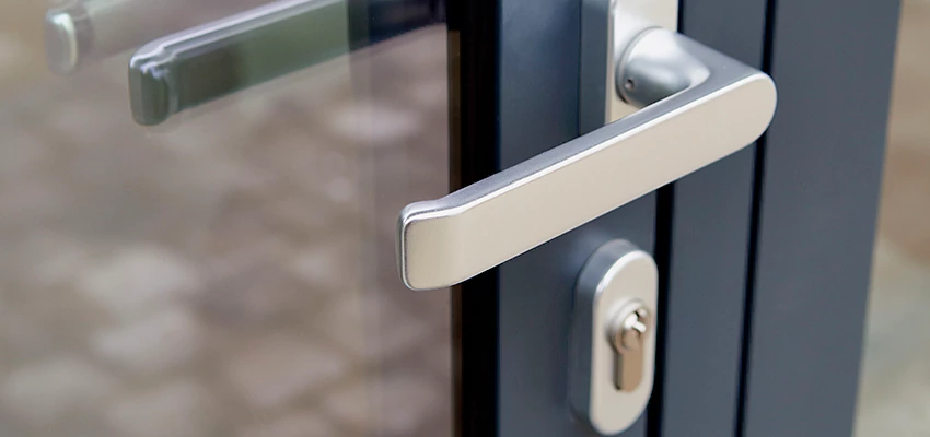 Broken Door Lock Cylinder Repair in Glen Ellyn, Illinois
